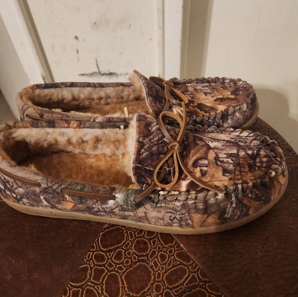 Brand new George mens slippers - Picture 2 of 5